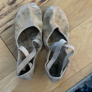 Used Bloch ballet flats